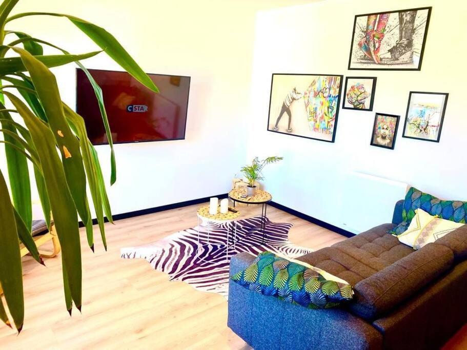 *Superbe Appartement Moderne* Lurdy Exteriér fotografie